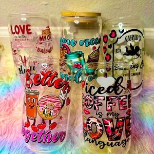 Valentine Day drinking glasses. Lid & straw included